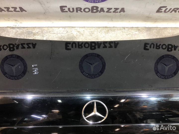 Крышка багажника Mercedes W208