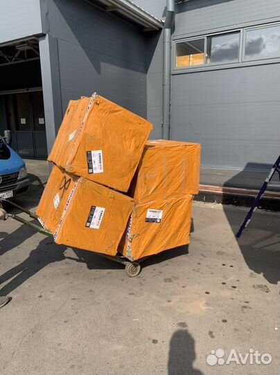 Забор груза с южных ворот