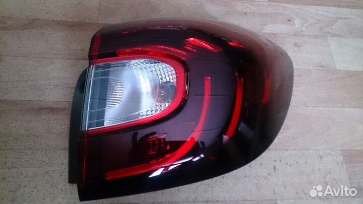 Фонарь Рено Каптур Renault kaptur