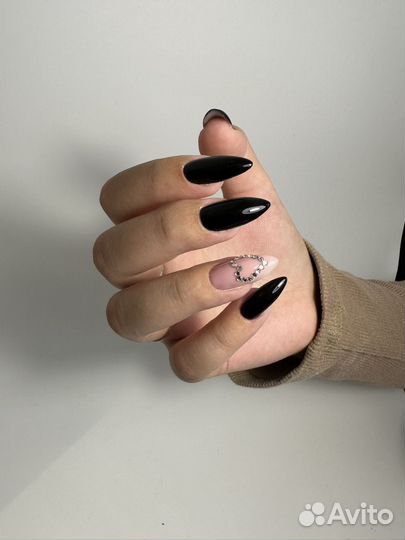 Наращивание ногтей