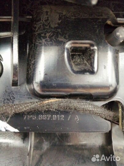 Обшивка двери передняя правая Porsche Cayenne 958