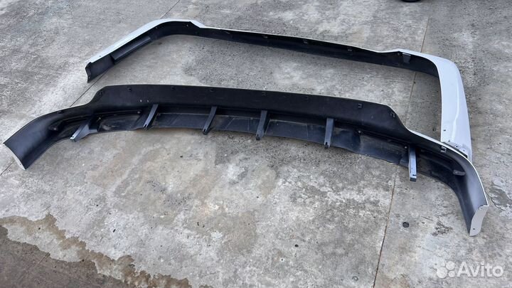 Накладка на бампера Land Cruiser 200 с 2013года