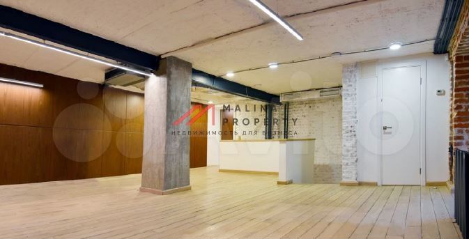 Продам торговое помещение, 203 м²