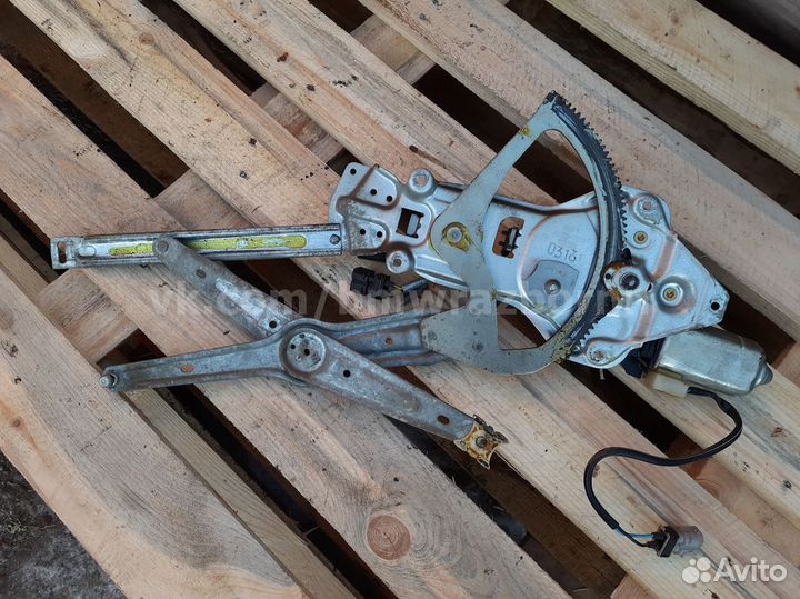 Стеклоподъемник BMW Е34 Перед Право