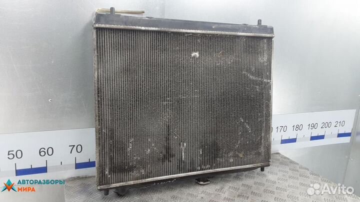 Радиатор (основной) Mitsubishi Pajero 4 2009