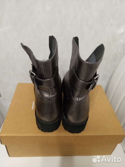 Ботинки женские