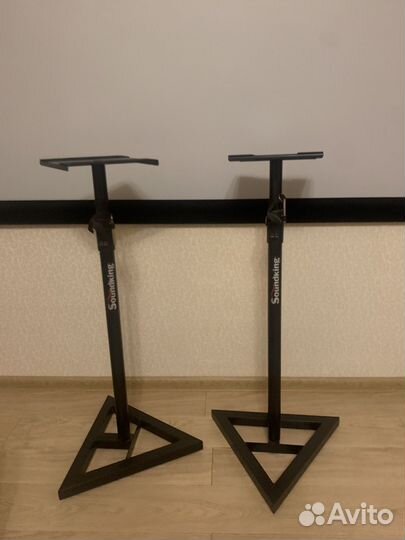 Стойки для студийных мониторов SoundKing