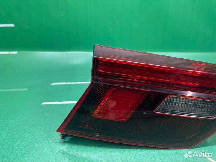 Фонарь задний левый Volkswagen Tiguan