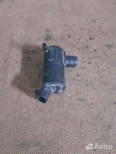 Насос омывателя Toyota Estima Emina TCR20