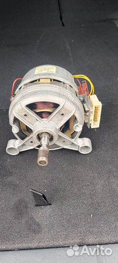 Двигатель от стиральной машины Ardo