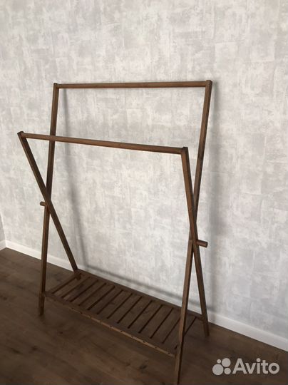 Вешалка напольная деревянная