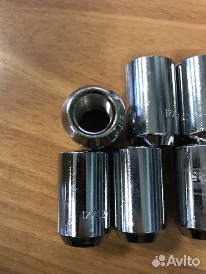 Гайка спец тонкая 12 *1,25 под шестигранник