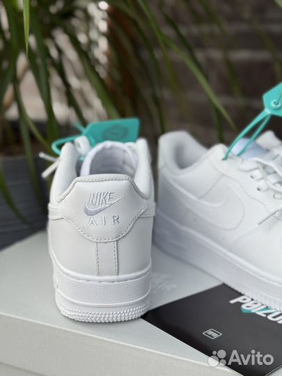 Nike Air Force 1 белые оригинал пойзон