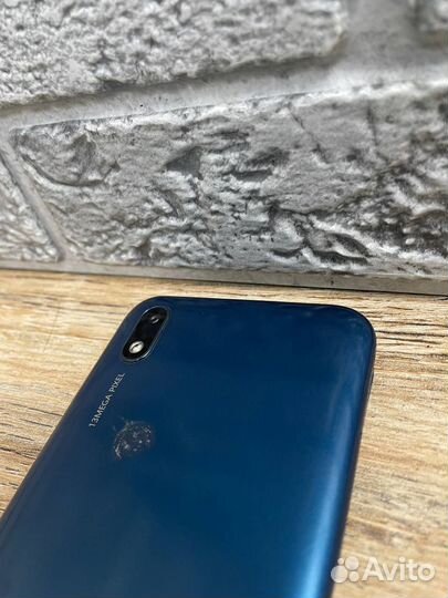 HUAWEI Y5 (2019), 2/32 ГБ