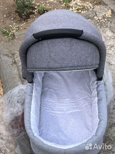 Продам коляску 3 в 1