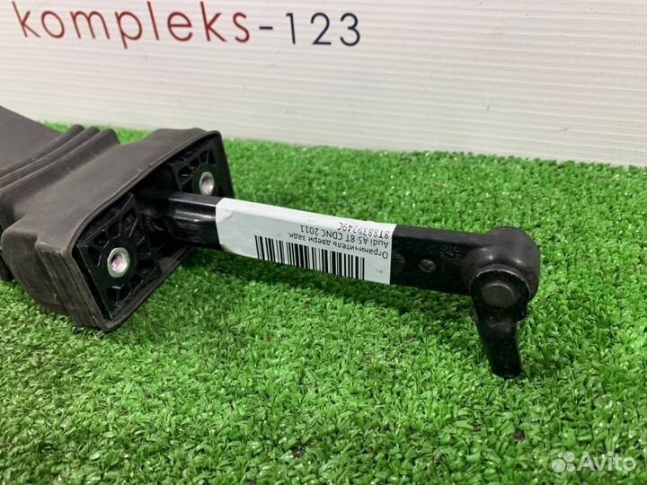 Ограничитель двери задний Audi A5 8T cdnc 2011