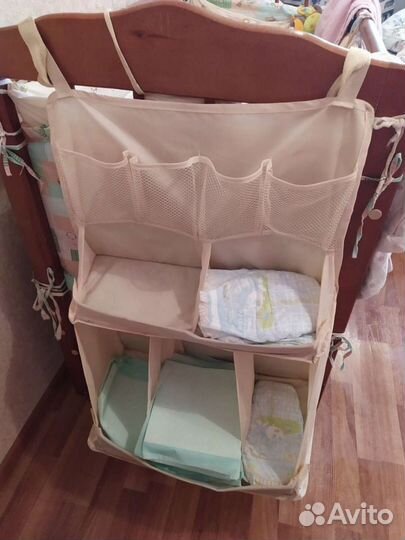 Органайзер для кроватки