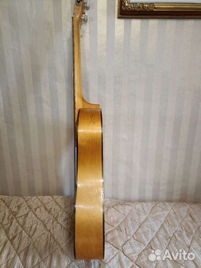 Акустическая гитара Советская