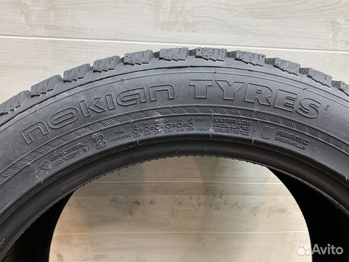 Nokian Tyres Hakkapeliitta R3 SUV 275/45 R20