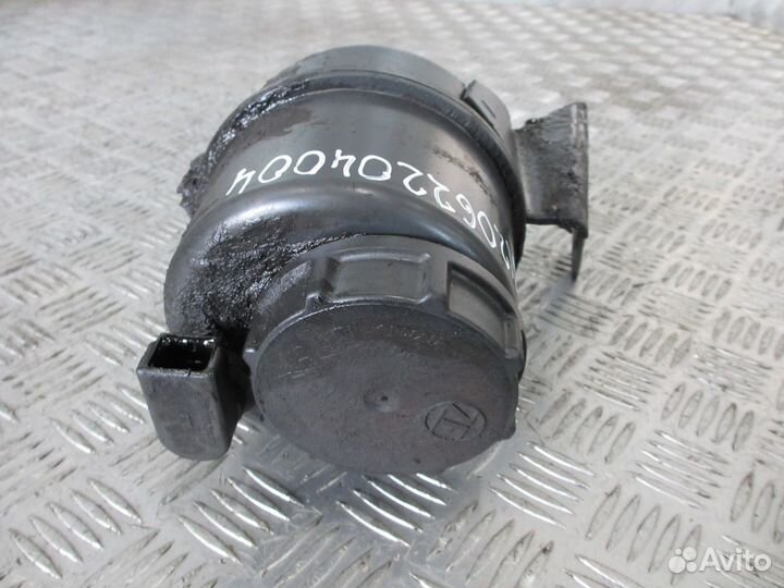 Бачок гура Mercedes-Benz A0004668502