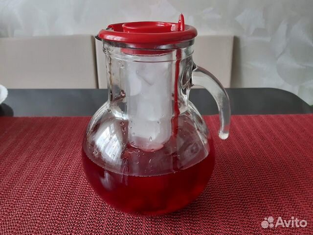 Кувшин с емкостью для льда. 2 л. Италия