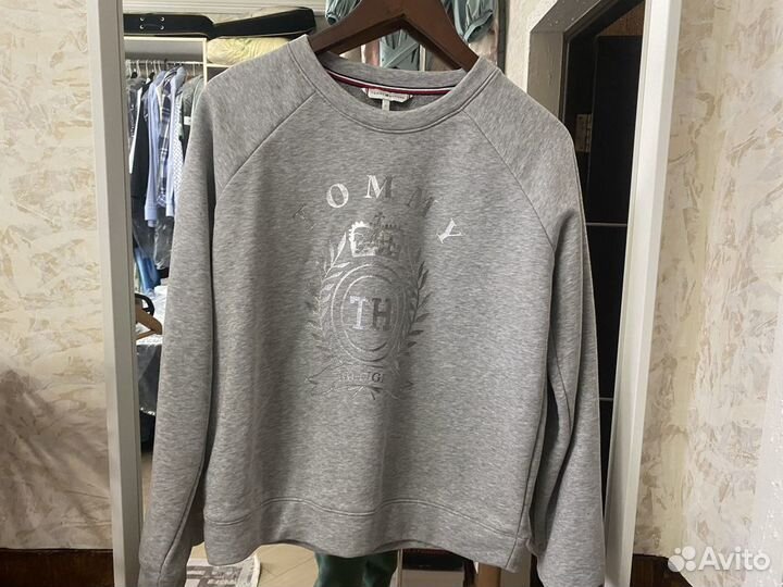 Tommy hilfiger свитшот