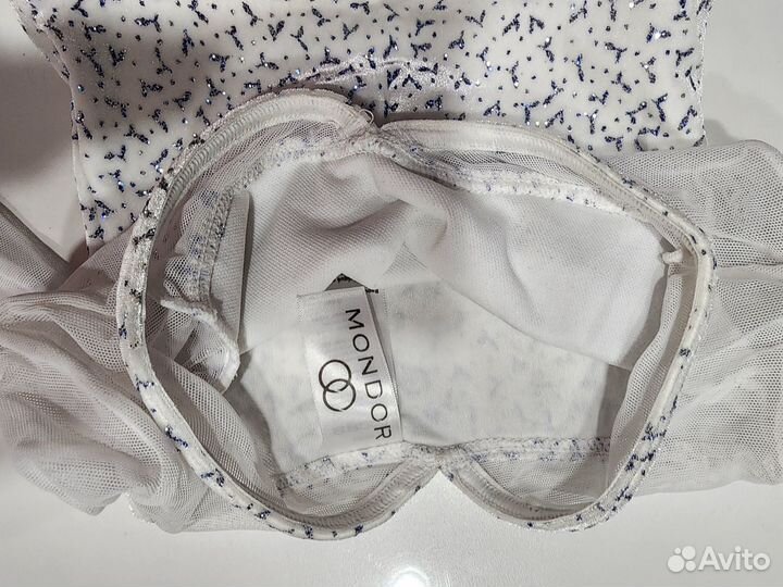 Платье юной фигуристки