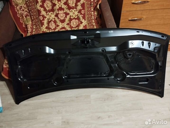 Капот мазда бонго