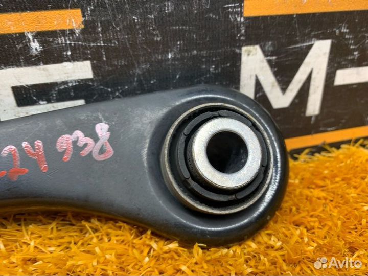 Рычаг подвески нижний задний правый Volkswagen