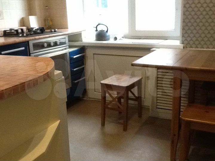 2-к. квартира, 42,2 м², 2/5 эт.