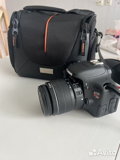 Зеркальный фотоаппарат canon Rebel T3i EOS 600d