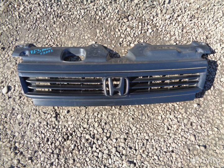 Решетка радиатора Honda Stepwgn RF3 2003