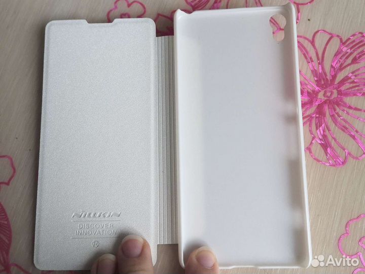 Чехол для телефона sony