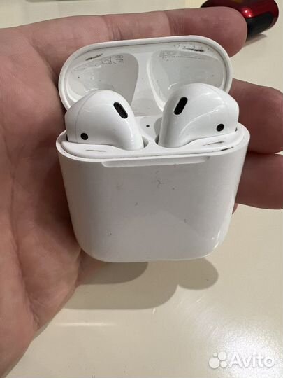Apple earpods (2 поколение)