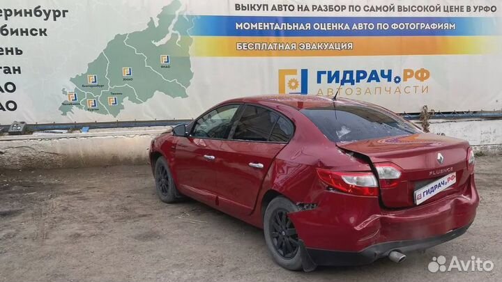 Уплотнитель стекла двери переднего левого Renault