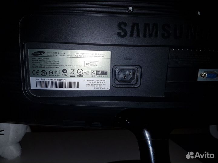 Монитор Samsung, 1600x900, 75 Гц