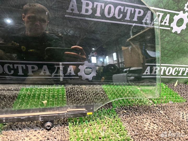 Стекло двойное переднее правое Lexus Rx 3