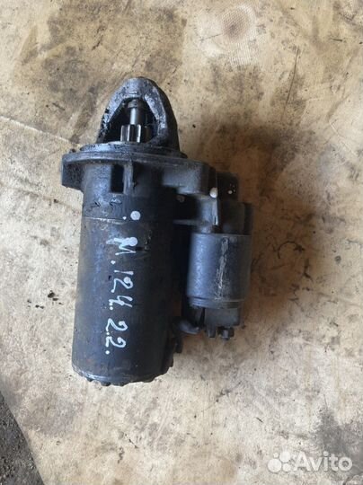 Стартер Мерседес Е 124 2.2 1995 год