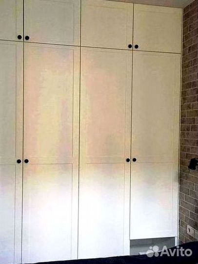 Распашной шкаф от производителя в гостинную