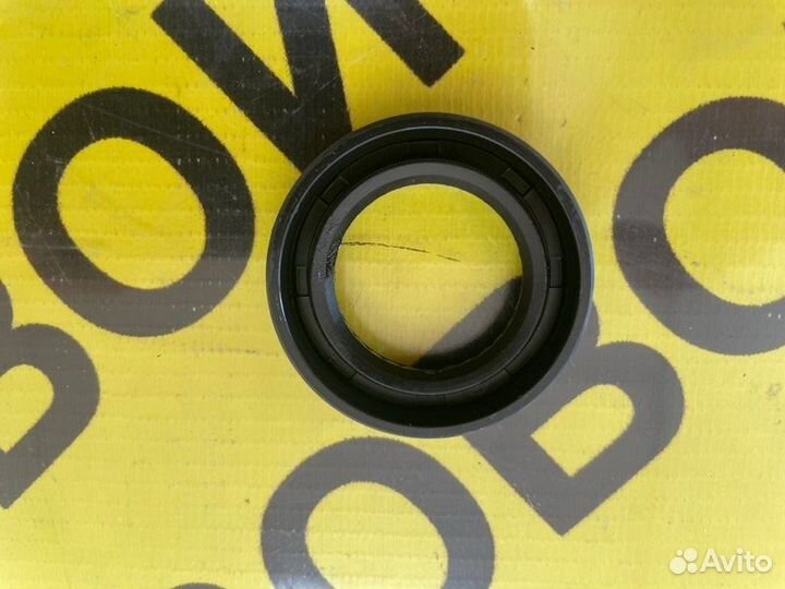 Сальник кпп передний Isuzu Elf