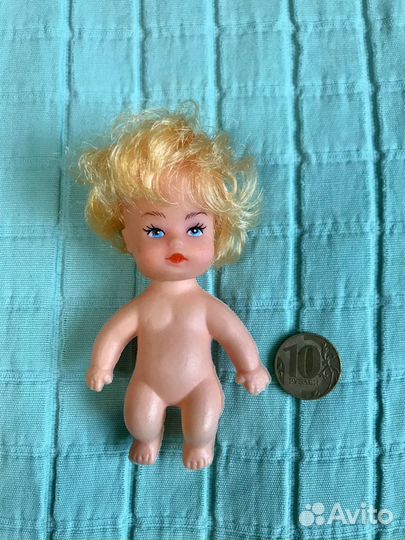 Кукла-пупсик с волосами из 90-х