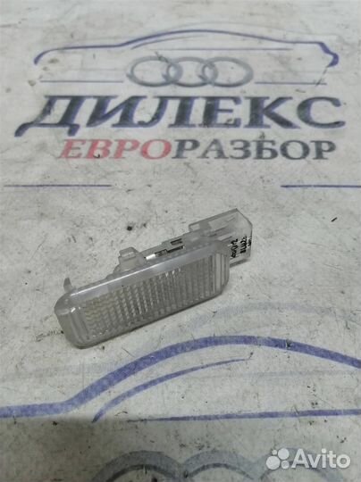Плафон салонный Audi
