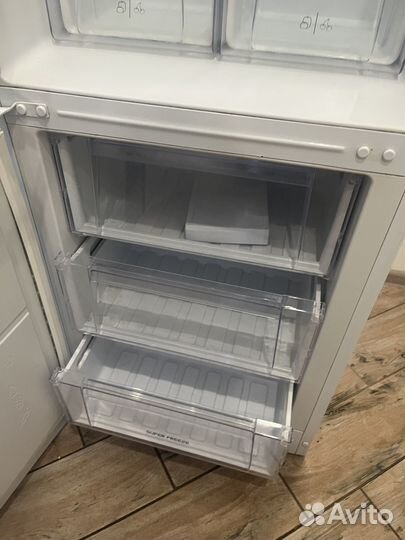Холодильник Hotpoint-ariston HBM 1201.4