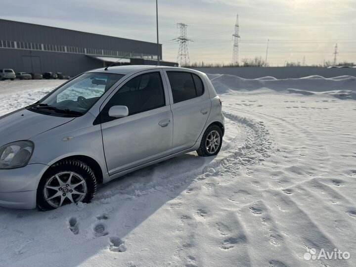 Toyota Vitz 1.0 AT, 2000, 65 000 км