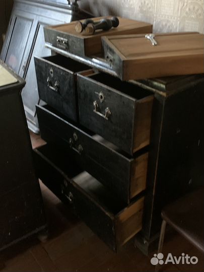 Антикварная мебель