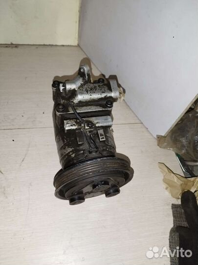 Компрессор кондиционера Kia Spectra 1.6