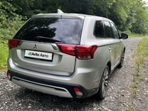 Mitsubishi Outlander 2.4 CVT, 2019, 130 000 км, с пробегом, цена 2 250 000 руб.