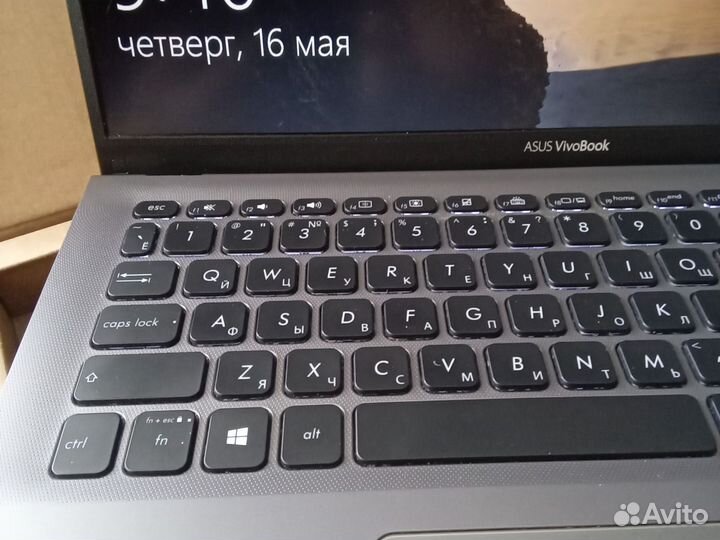 Ноутбук asus X512D
