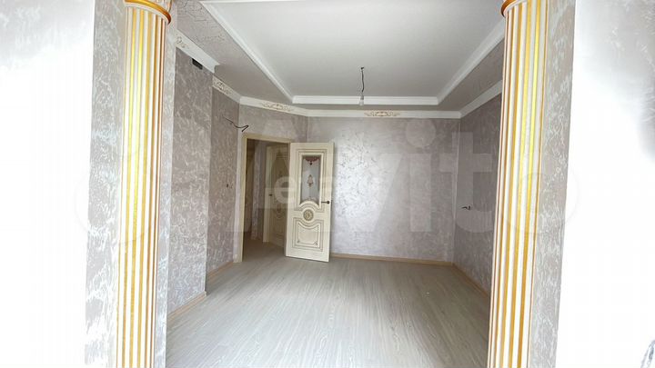 2-к. квартира, 79 м², 2/10 эт.