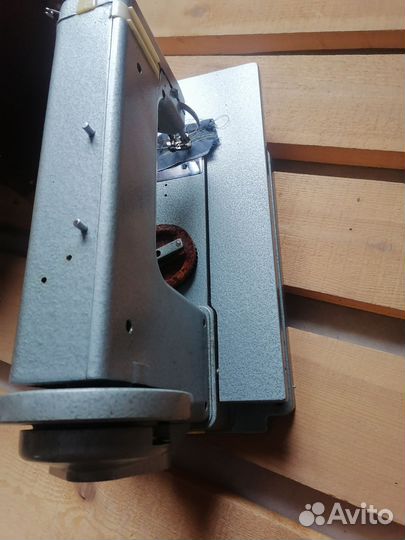 Швейная машинка белка